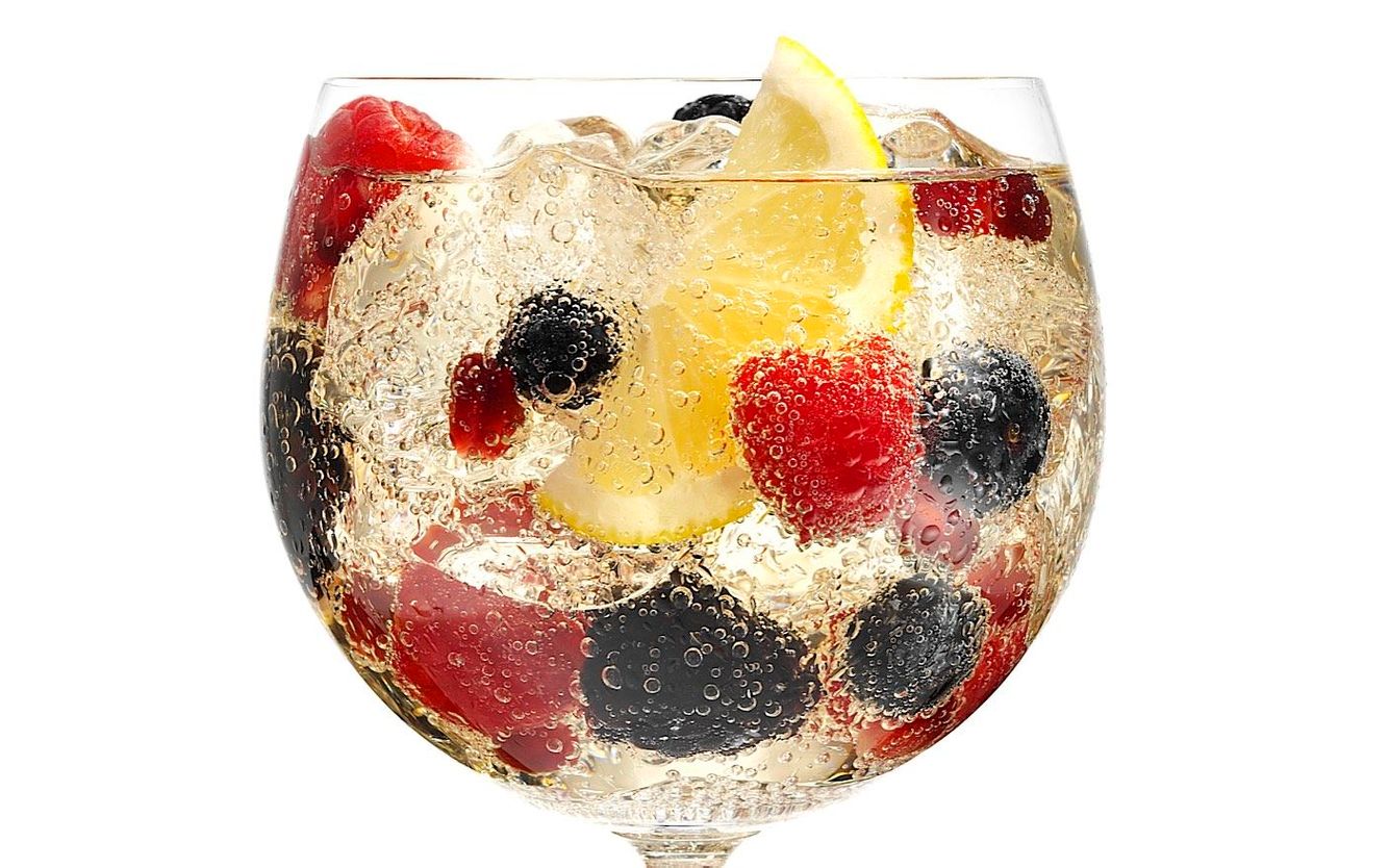Pavan Liqueur de France fresh berry cocktail