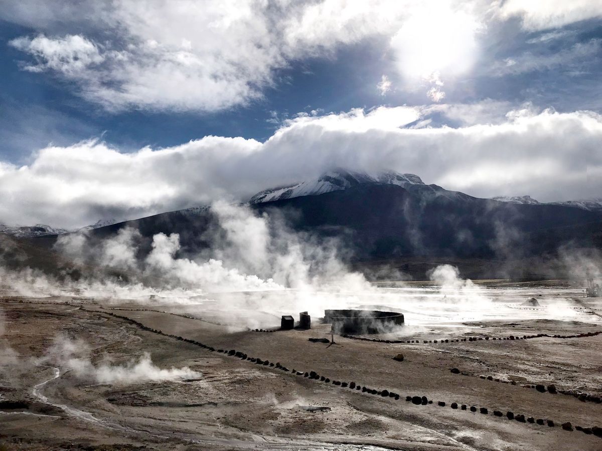 ATA geizer full view WEB.jpg