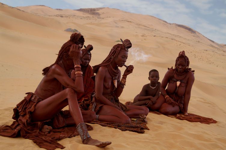 1sitting_on_the_dunesnewsky