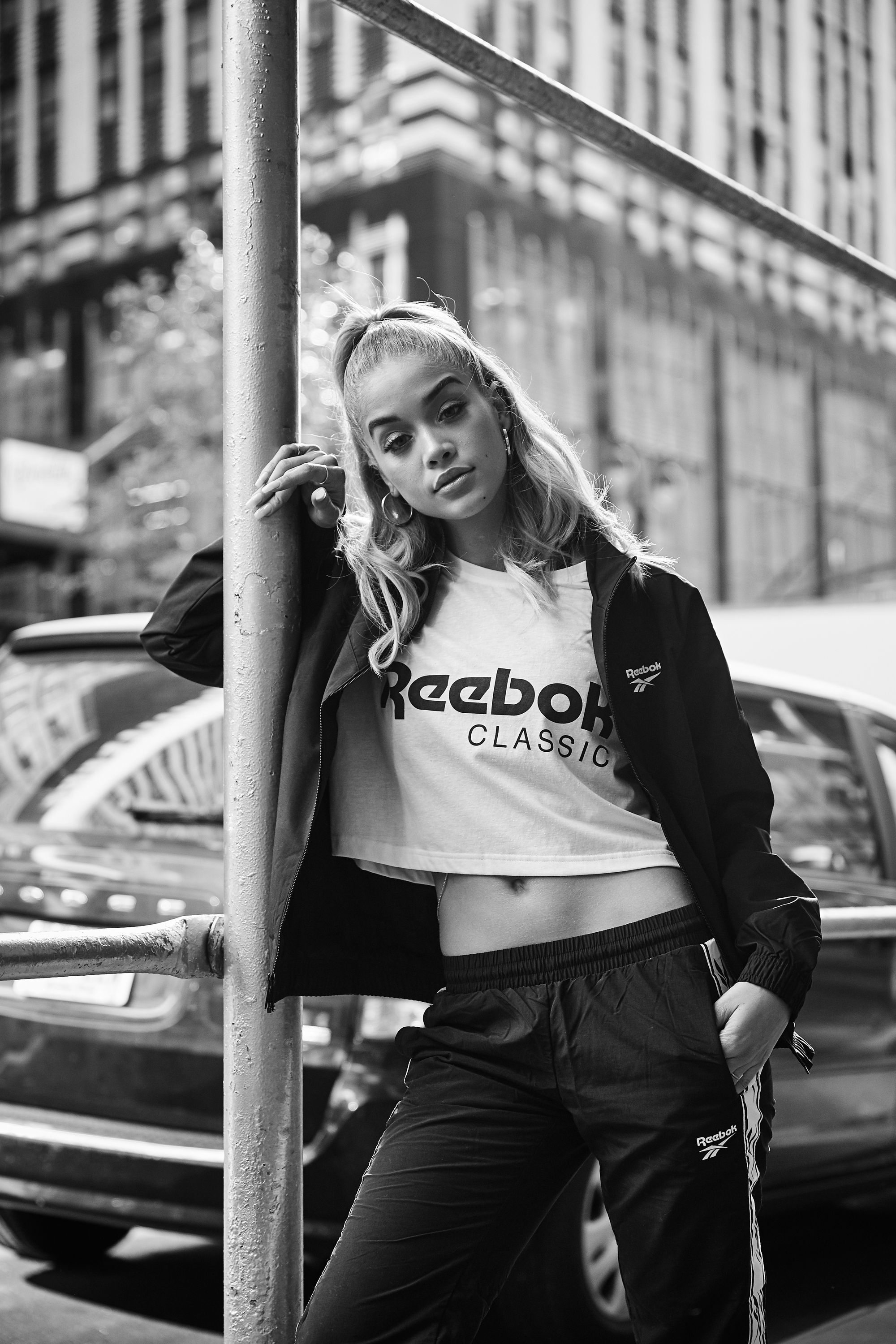 171019_RBK_golden_barbie_0660_BW.jpg