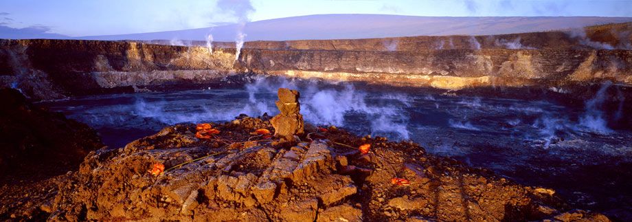 ©Susan G. Drinker 2007 Offering to Mdme. Pele, Volcanoes NP
