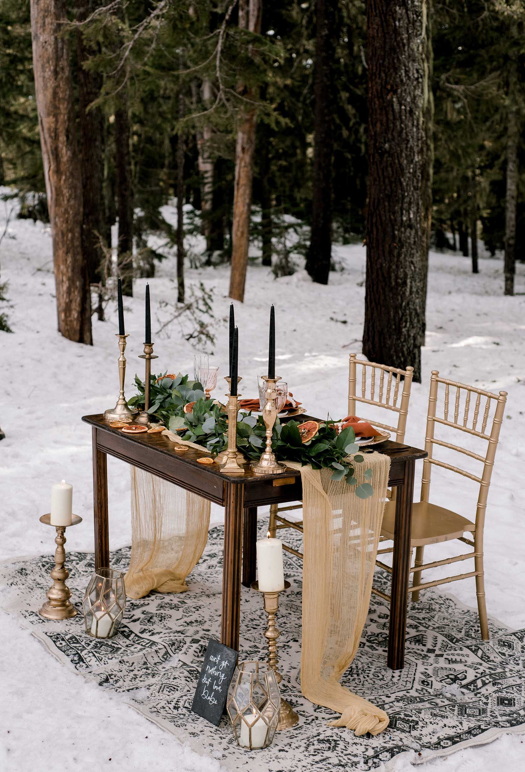 Sweetheart table