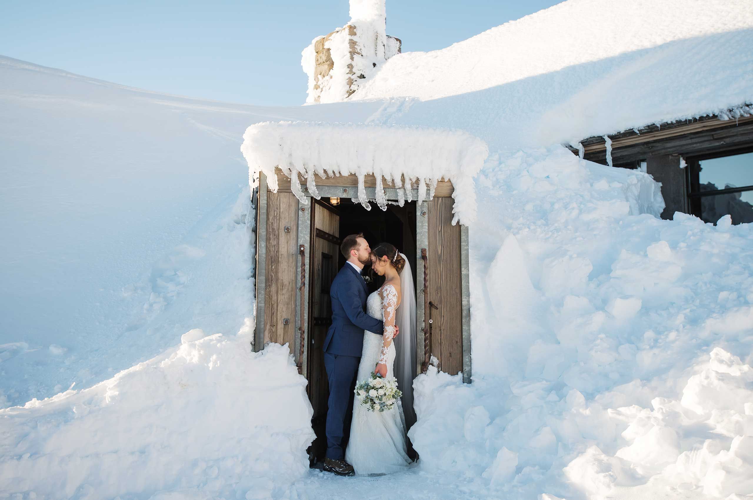 winter wedding