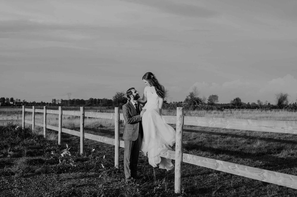 Oregon farm wedding