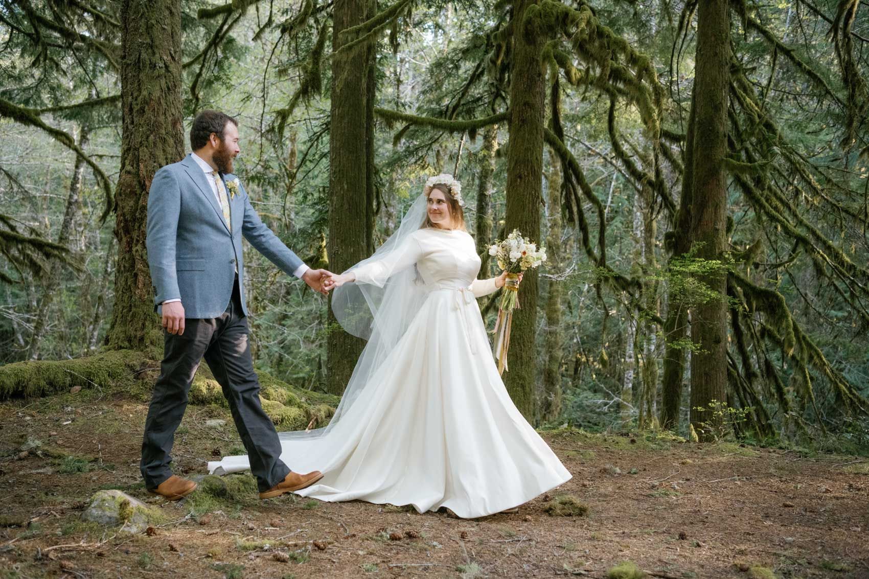 Mt. Hood forest elopement