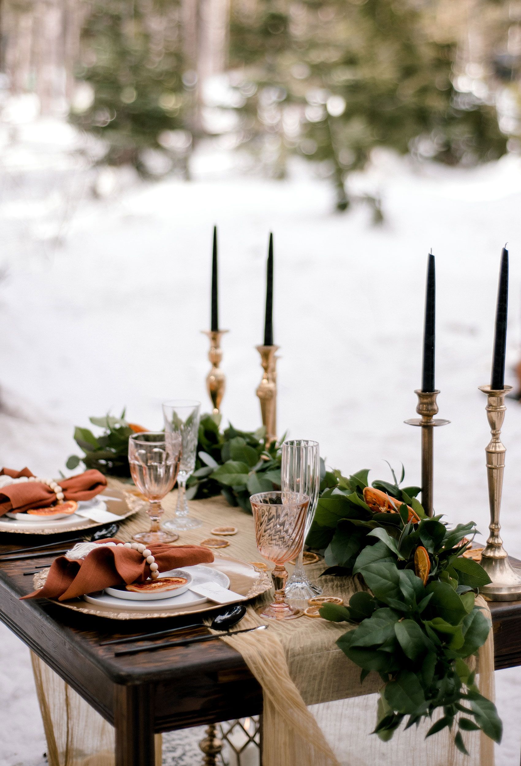 Winter-wedding-table