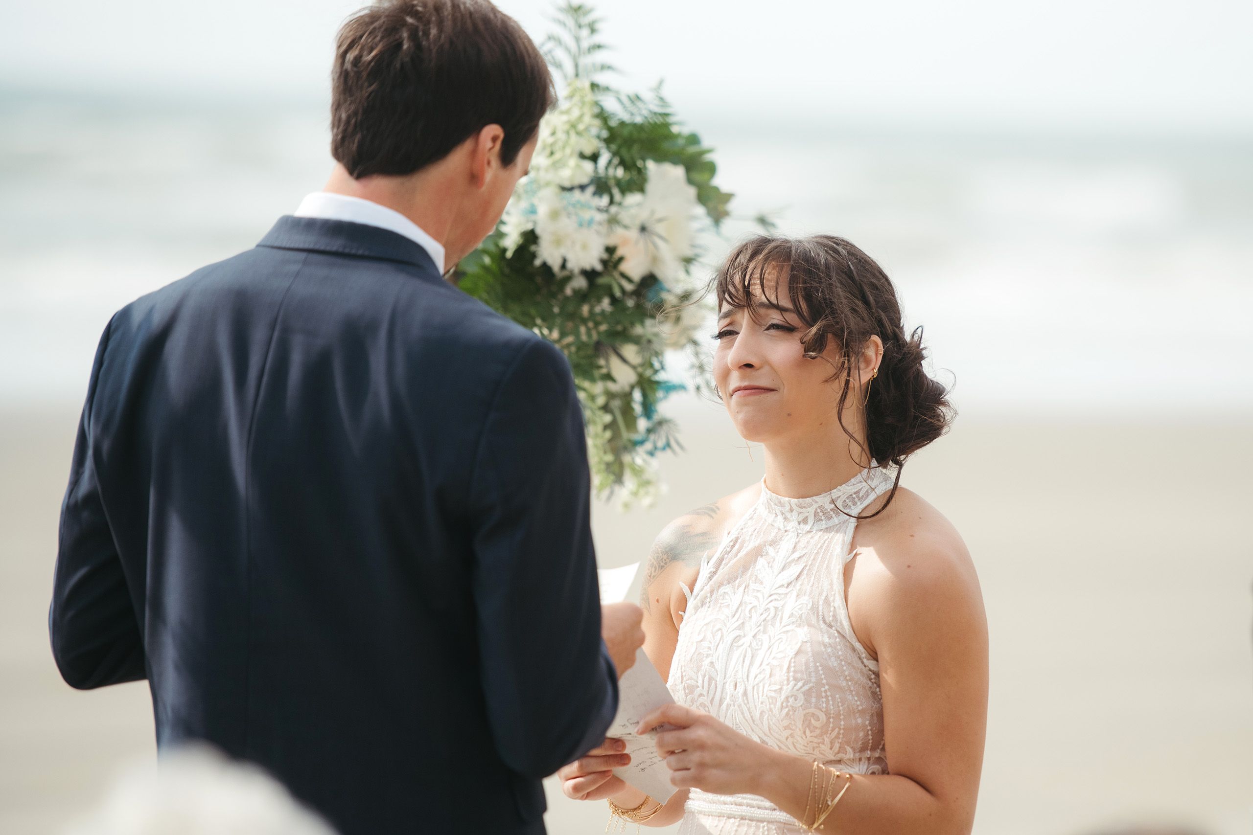 oregon-coast-wedding-ceremony.jpg