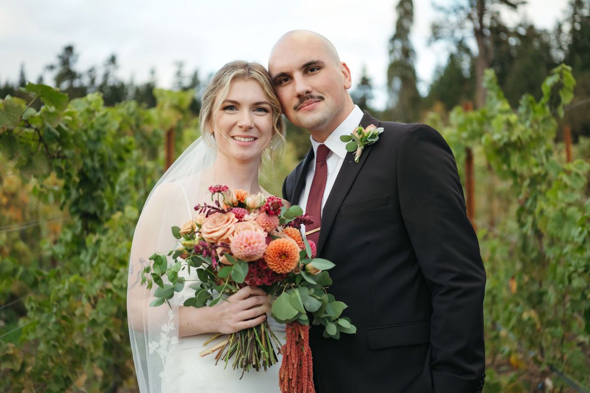 Wedding portraits at West Hills Vineyards