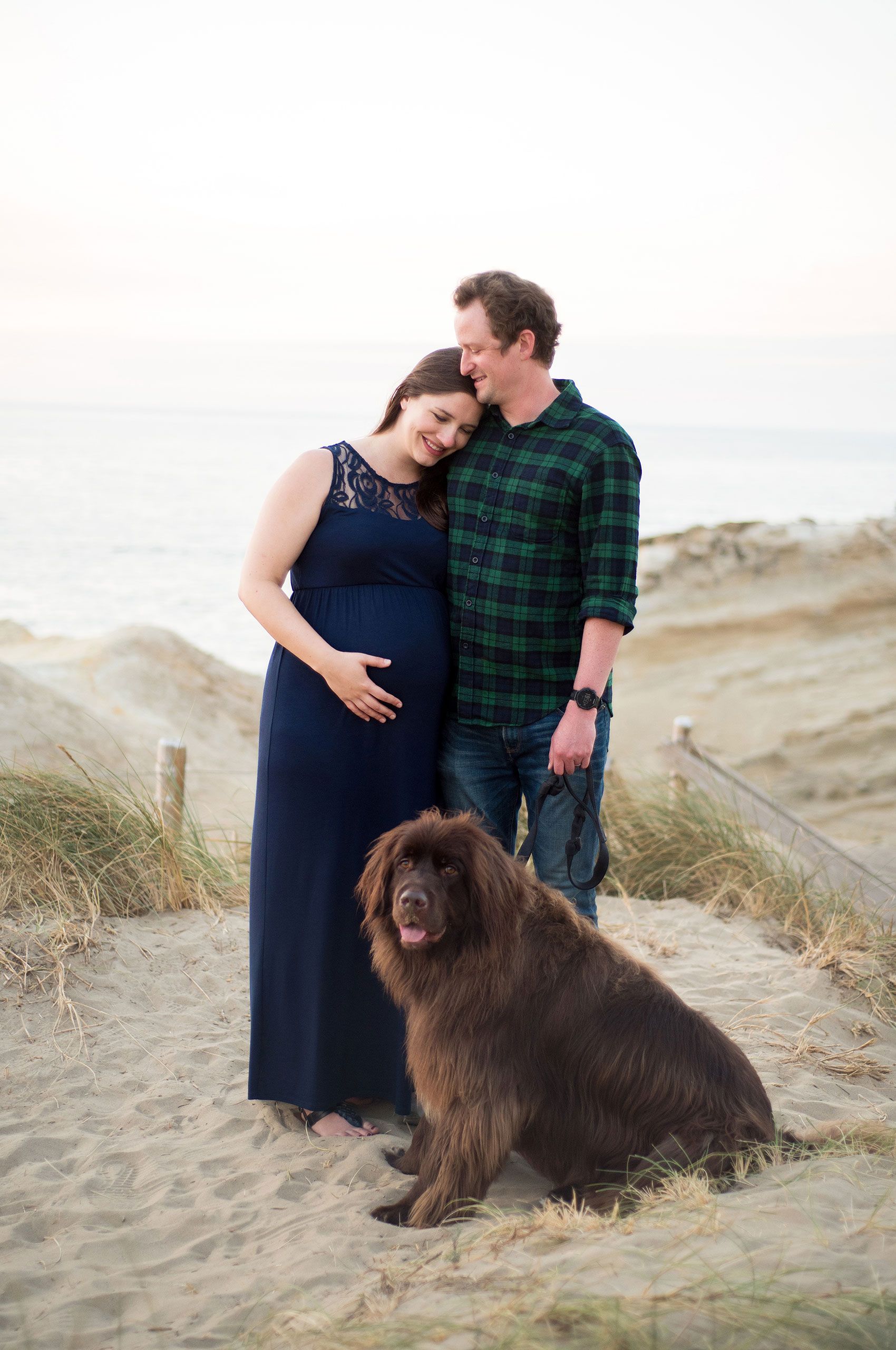 Oregon coast maternity photos