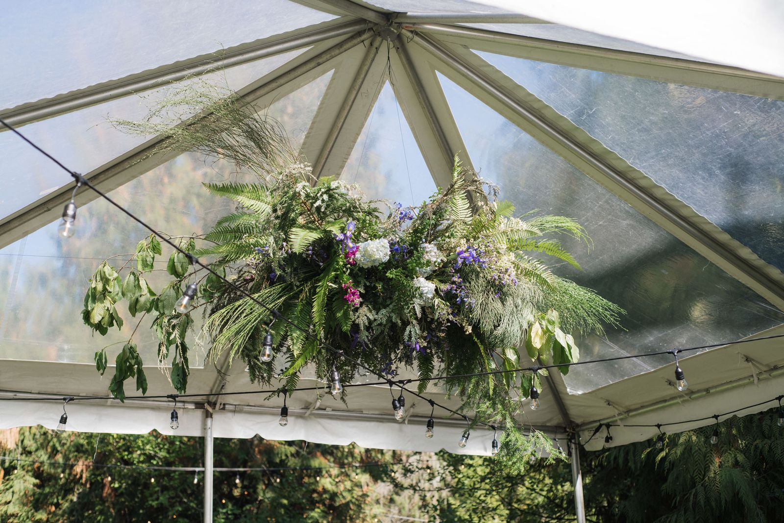 Lord-of-the-Rings-wedding-flowers