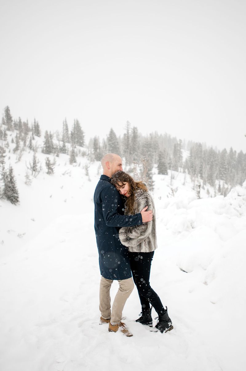 Snowy engagement photos at Timberline
