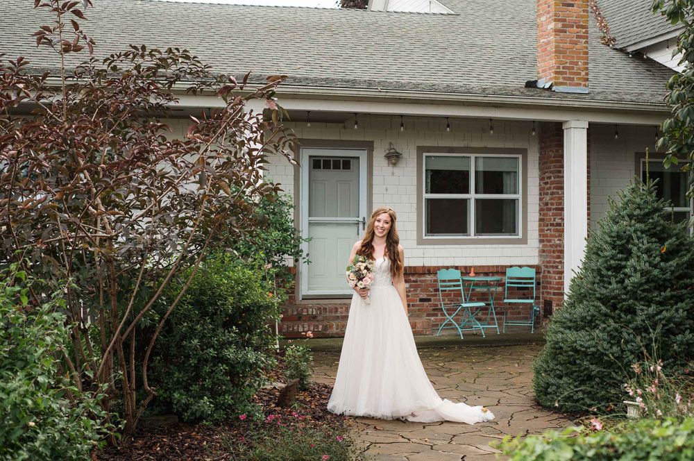 Oregon farm wedding