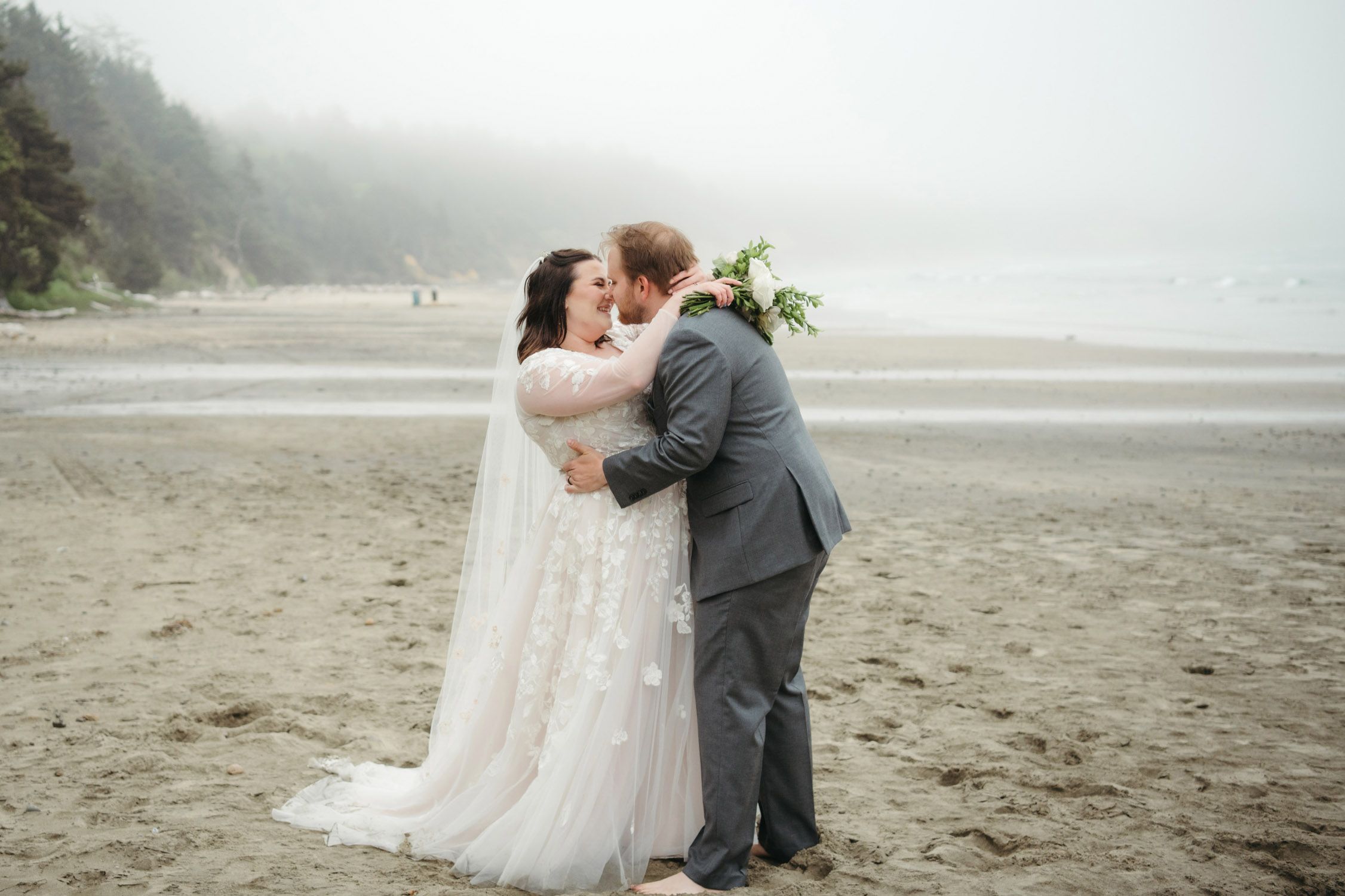 Oregon Coast wedding portraits