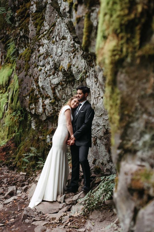 waterfall-elopement5.jpg