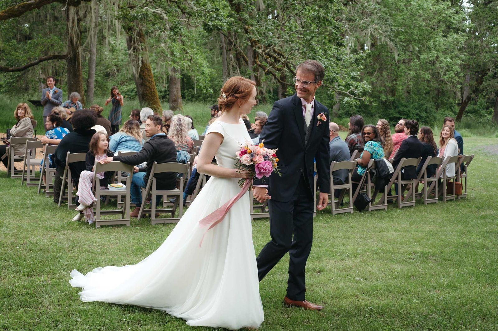 Spring wedding in Eugene oregon