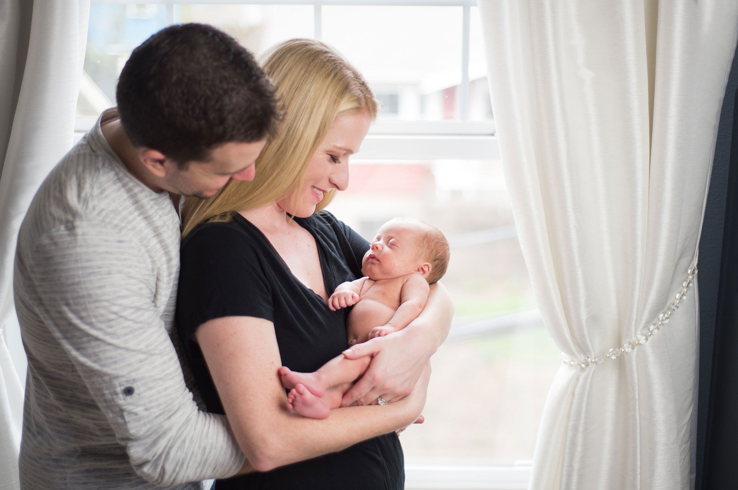 L-NewbornSession28906-1.jpg