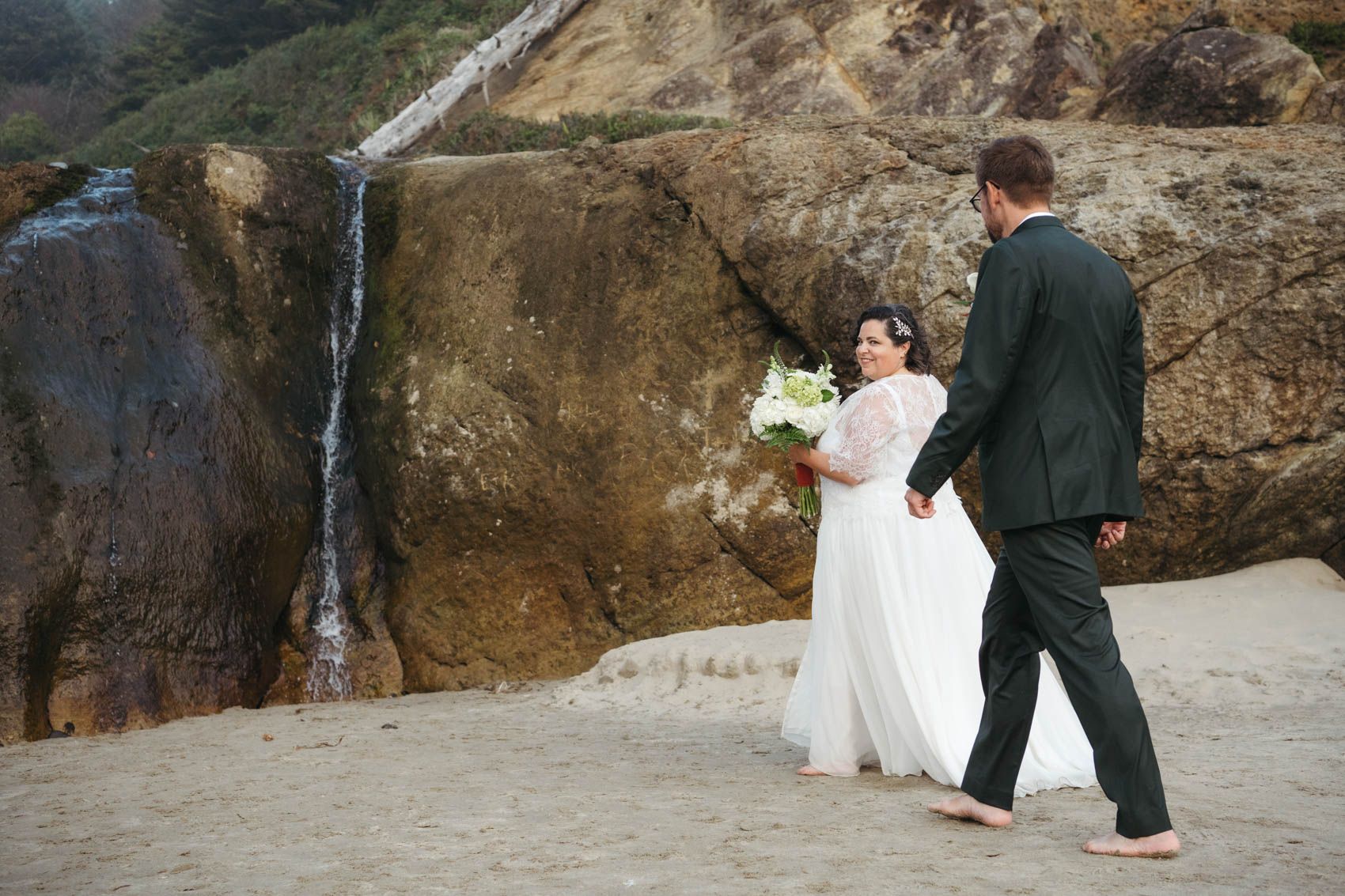 Hug Point Falls elopement