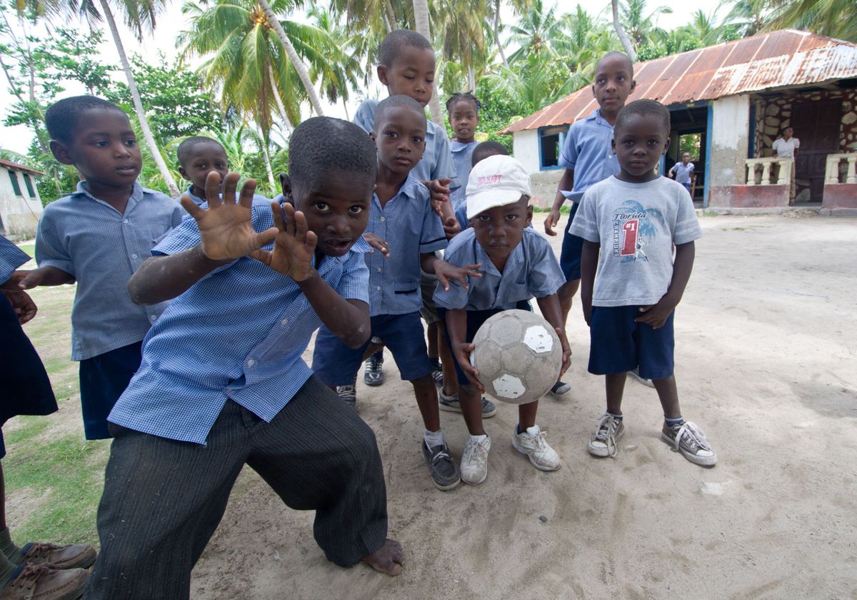 1ile_a_vache_soccer_haiti_6