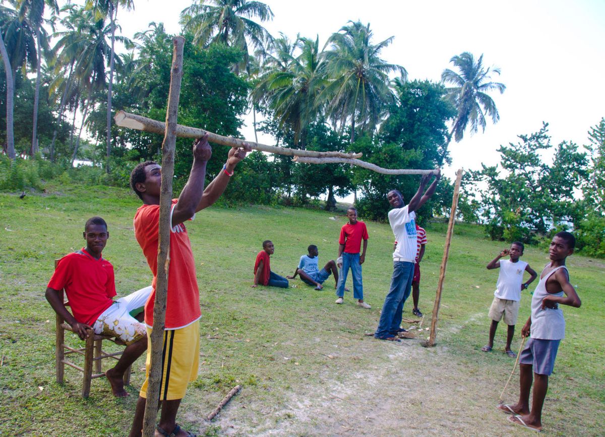 1ile_a_vache_soccer_haiti_8