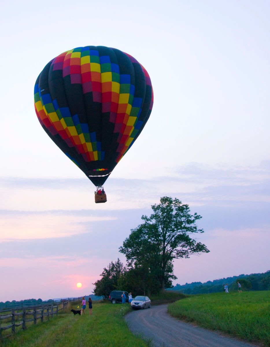 1simon_russell_photography_ballooning