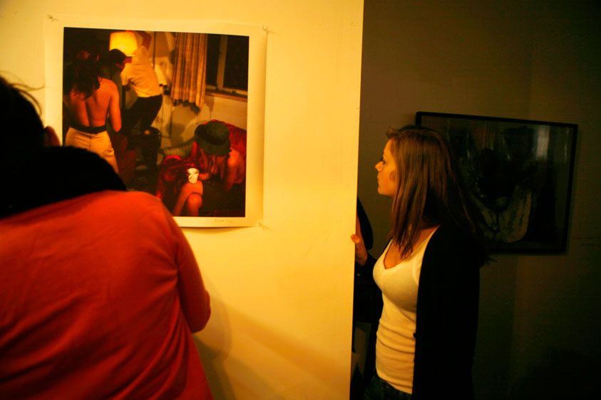 Looking at one of Rafael Fuchs' images of Nude Israeli female soldiers. 1_MG_9510