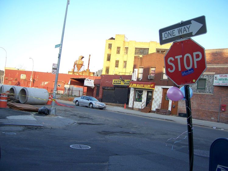 Flushing Ave.