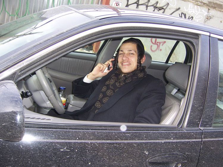 Broker, 260 Moore Street