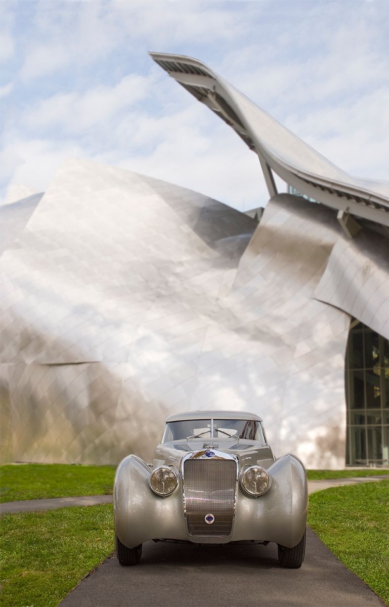 1delage_aero_coupe_frank_gehry_building.jpg