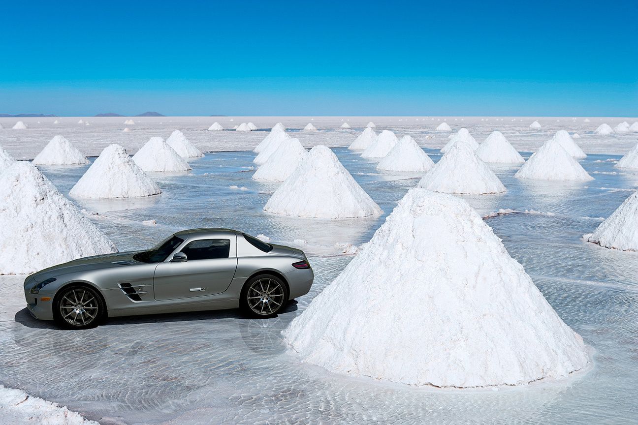 1sls_amg_mercedes_salt_piles.jpg