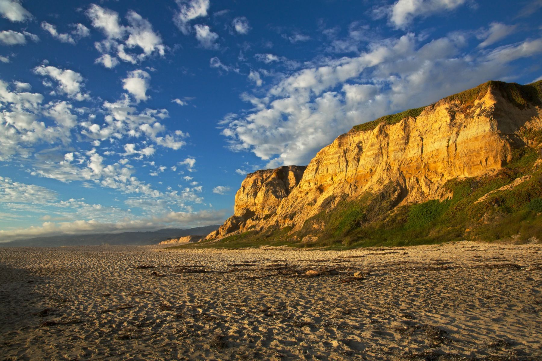 1entranced_series9_1125