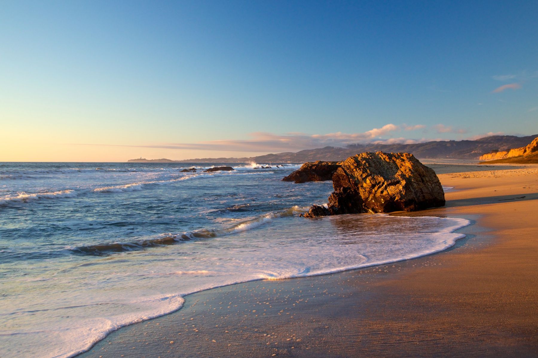 1pacific_glow11_1090