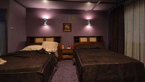 15 Motel rooms (7).jpg