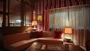 17- Honeymoon Suite (23).jpg