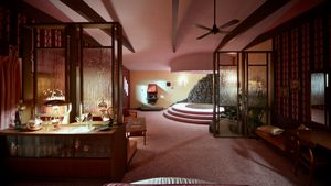 17- Honeymoon Suite (8).jpg