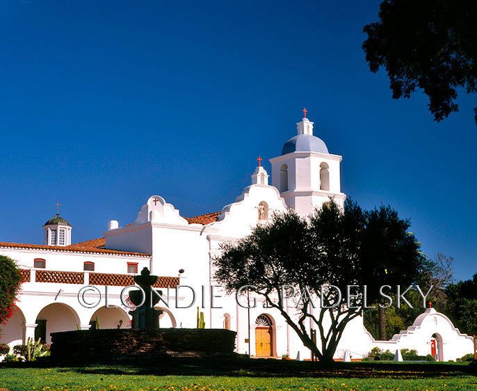 Historic California Mission ©Londie G. Padelsky CCM-1417_LondieGPadelsky