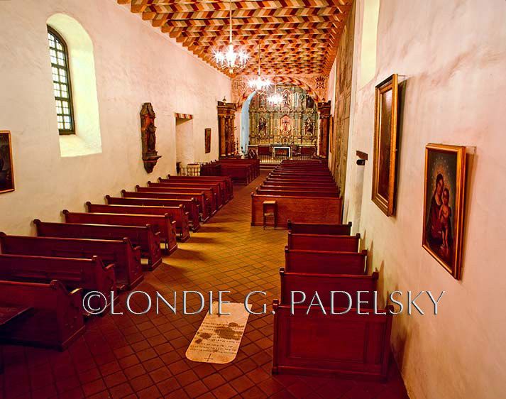 Interior, Historic California Missions ©Londie G. Padelsky CCM-1129_LondieGPadelsky