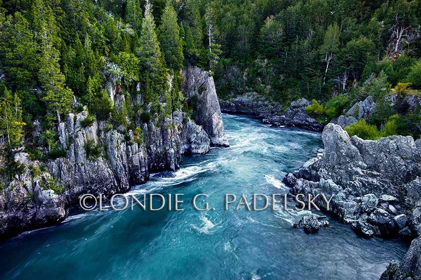 Rio Futaleufu, Patagonia, Chile, South America ©Londie G. Padelsky 11SAC_LGP8296_LondieGPadelsky