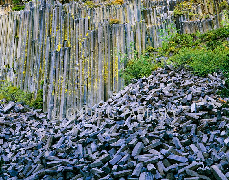 Basalt Columns, Devils Postpile, Eastern Sierra, CA ES-3380_londieGPadelsky.jpg