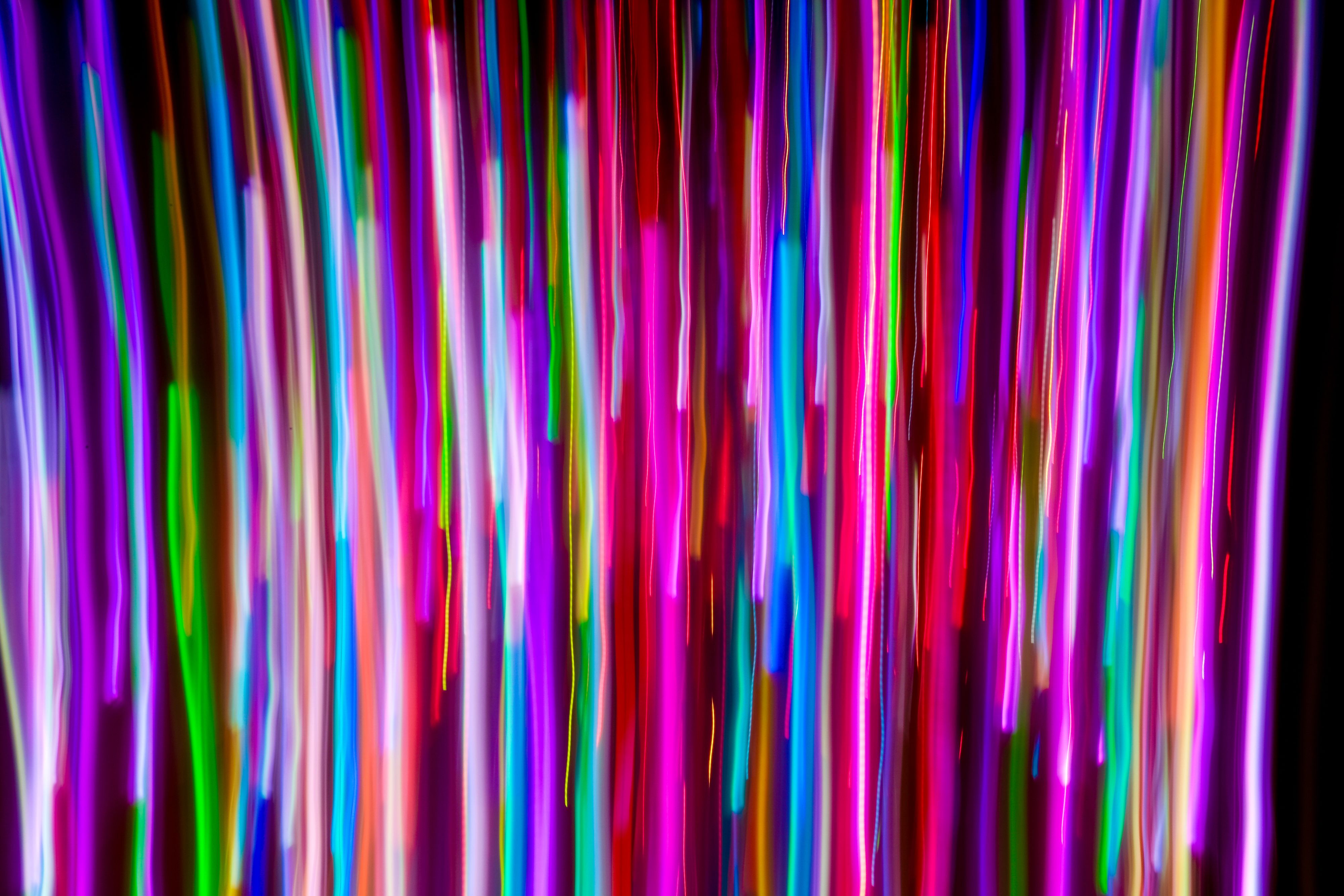 horizontal light trails