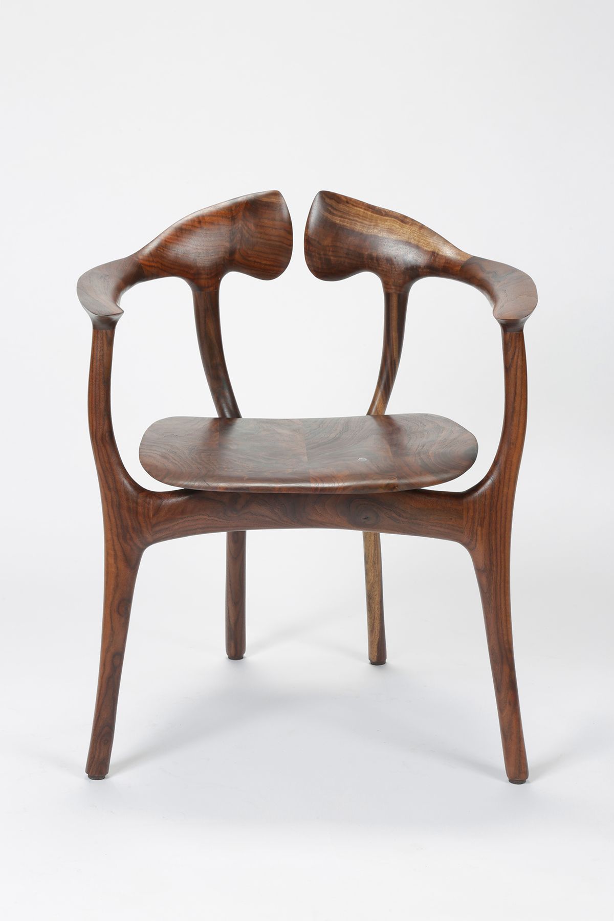 Swallowtail chair