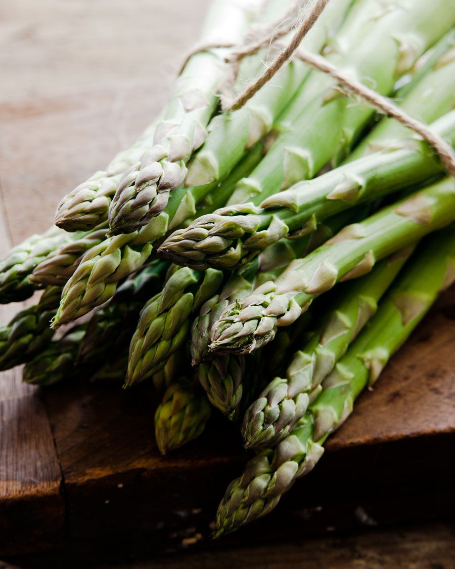 organic fresh asparagus.jpg