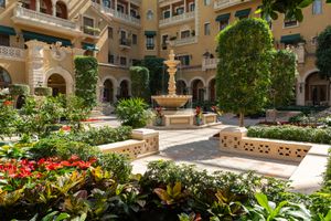 MGM_MANSION_03.jpg