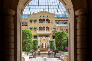 MGM_MANSION_01.jpg