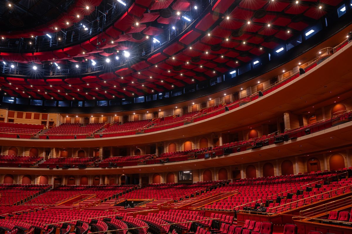 VP_CEASARS_THEATER_03.jpg
