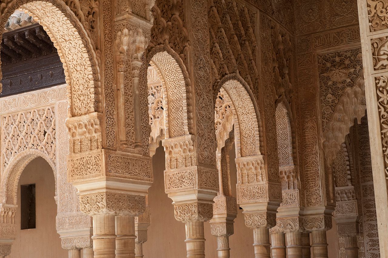 Alhamba Interior Spain.jpg
