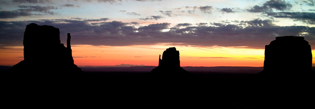 Monument Valley Sunrise.jpg
