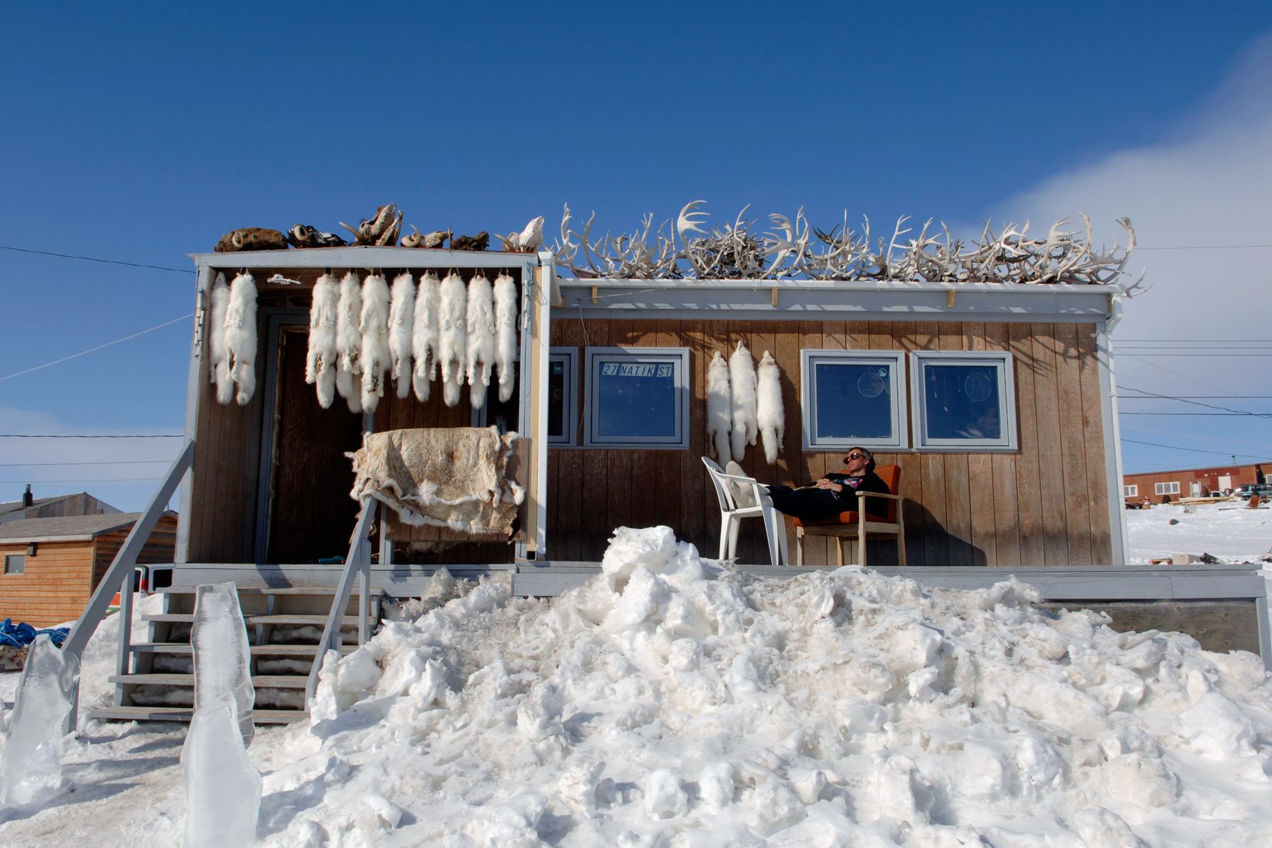 Cambridge Bay cabin, Nunavut Cambridge Bay cabin, Nunavut