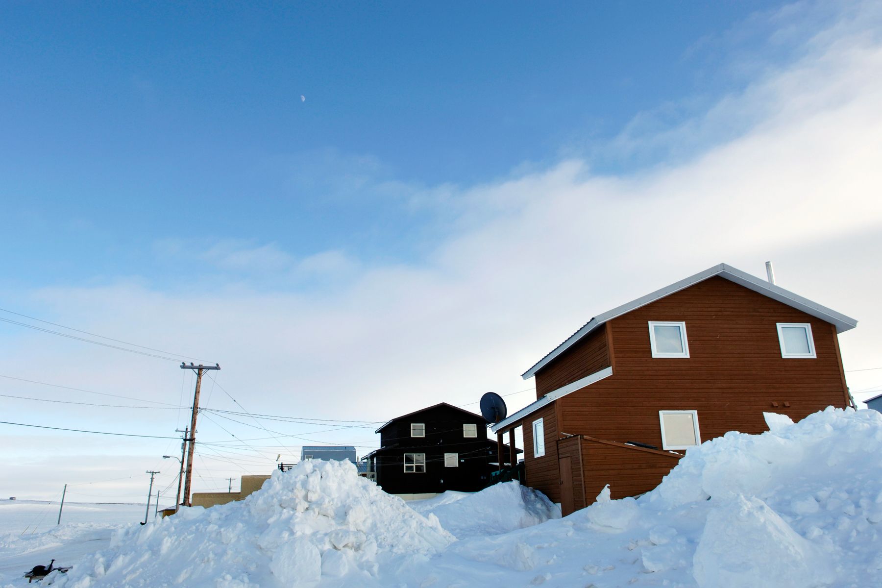 Cambridge Bay houses, Nunavut Cambridge Bay houses, Nunavut