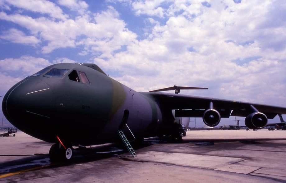 USAF C-5 Galaxy preparing to be loaded, Travis AFB, CA