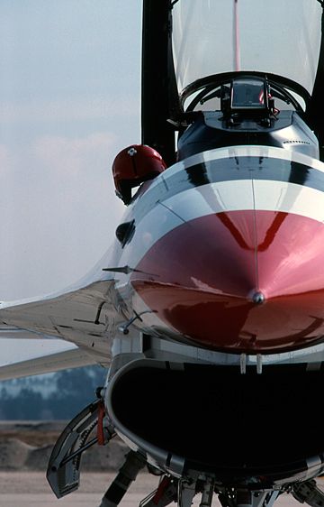 USAF Thunderbirds, F16 Fighting Falcon on display, Norton AFB, CA